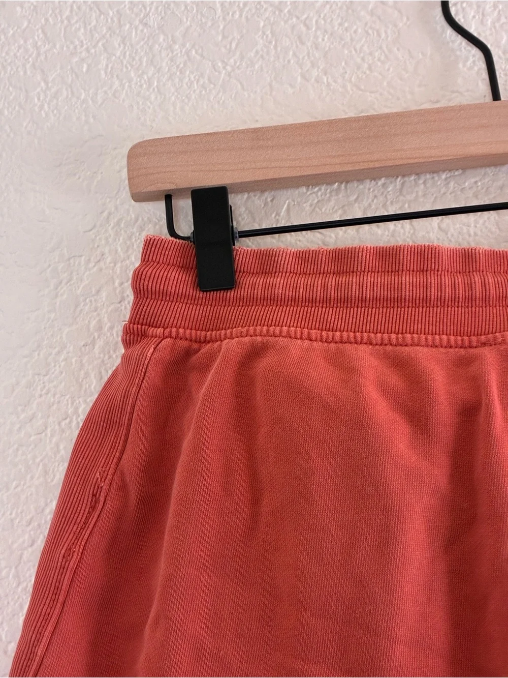 Zara | Washed effect jogging shorts cotton in russet brick orange size medium